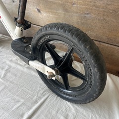 ストライダー ホワイト の画像