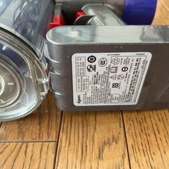 　dyson v6. fluffyの画像
