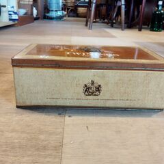 レトロ TWININGS 紅茶 缶 小物入れ 小物収納　/MJ-1324 2F の画像