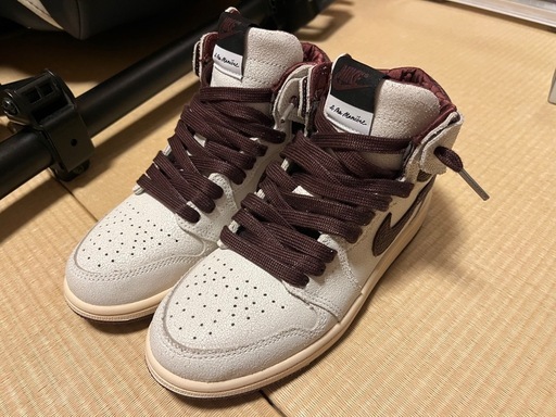 未使用❗️コラボ限定品　
A Ma Maniere × Nike Air Jordan 1 22.0cm