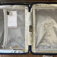 スーツケースの画像