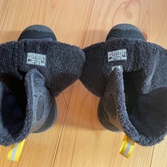 KEEN ブーツ　16.0cm ハウザー　ミッドの画像