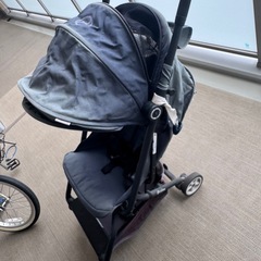 ベビーカーの画像