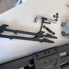 壁掛けテレビ 土台の画像