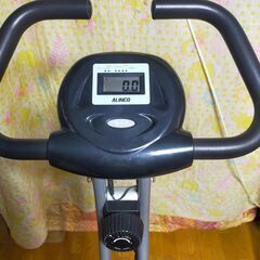 アルインコ　折りたたみ式　エアロバイク 　フィットネスバイクの画像