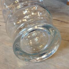 ガラスの花瓶 花器 フラワーベース オブジェ 置物　/TJ-2698 2Fの画像