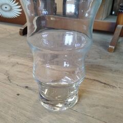 ガラスの花瓶 花器 フラワーベース オブジェ 置物　/TJ-2698 2Fの画像