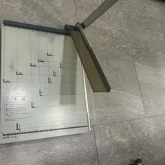 ペーパーカッターの画像