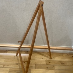 木製 三脚式 イーゼル 絵画用 ポスター用 高さ調整可能 の画像