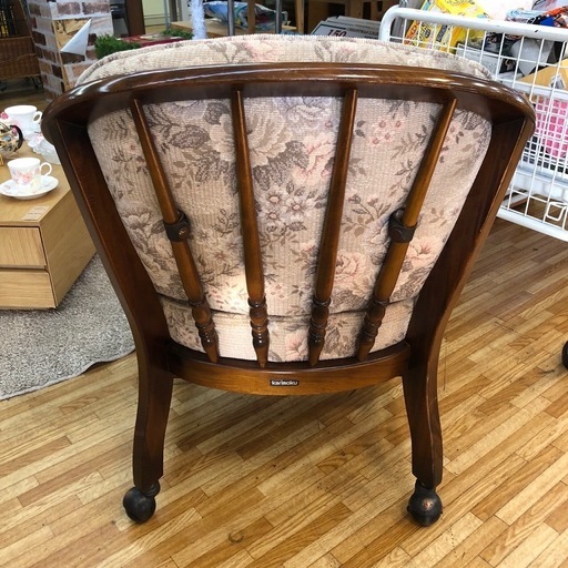 カリモク アームチェア コロニアル キャスター付き karimoku ストア