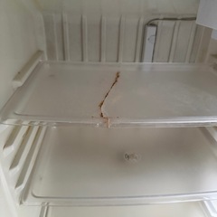 サンヨーノンフロン直冷式冷凍冷蔵庫SR-111K(SB)の画像