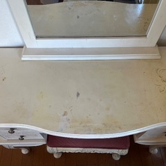 猫足ドレッサー（スツール付き）の画像