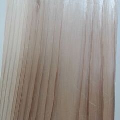 杉の木材ですの画像