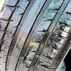 海外タイヤ バリ山 225/45R18
の画像