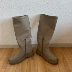 美品⭐︎GUのロングブーツの画像