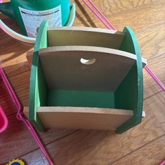 生活雑貨　棚　じょうろ　籠などの画像