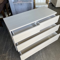 ローチェストの画像