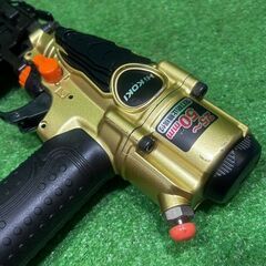 ハイコーキ(HIKOKI N5004HMF 高圧フロアタッカ【船橋馬込店】【店頭取引限定】【中古】管理番号：ITX70HRN4VY2の画像