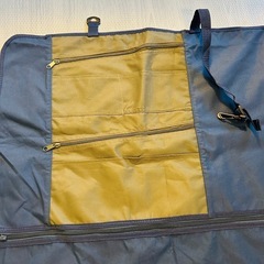 【美品】犬 カーシートカバー 後部座席用 防水 収納ポケット付き　普通自動車の画像