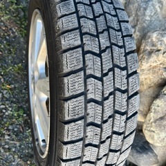 スタッドレス4本
155/65/14の画像