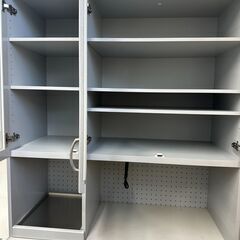 【ジャングルジャングル滋賀草津店】ジモティ来店特価!!　食器棚　ｸﾞﾚｰ　J-251276の画像