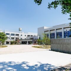 「HOME/WORK VILLAGE」館内の33.6㎡のコミュニティスペースをレンタルしてますの画像