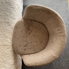 モモナチュラル　　360度回転椅子の画像