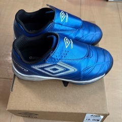 umbro トレシューの画像