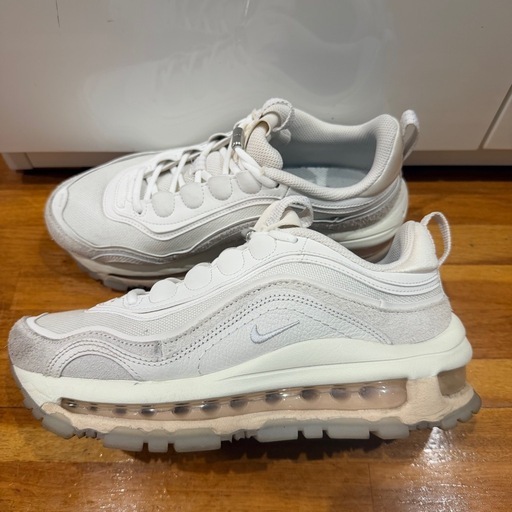 NIKE エアマックス97フューチュラ