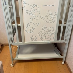ベビーベッドの画像
