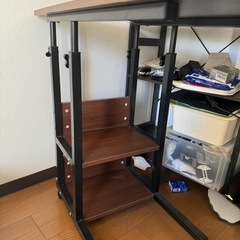 （取引予定)サイドテーブル おしゃれ ベッドサイドテーブル デスク 机 pcデスク パソコンデスク 昇降式テーブル 作業台 勉強机 つくえ 高さ調節デスク 折り畳みテーブル キャスター 収納付き 家具 仕事 介護用ベッドテーブルの画像