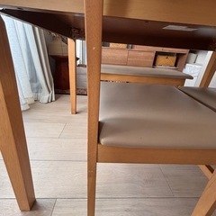 ニトリ テーブルセットの画像