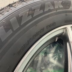 215/60r17 　ブリザック　BLIZZAK VRX3 の画像