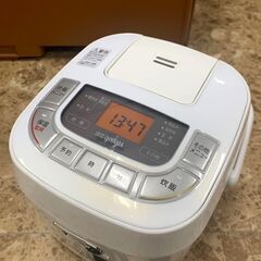 アイリスオーヤマ マイコンジャー炊飯器 2022年製 3合炊き ERC-MB30-W-D 家電 キッチン 札幌 東区の画像