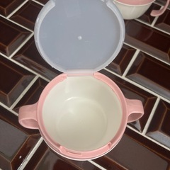 子ども用　お菓子入れ　食器の画像