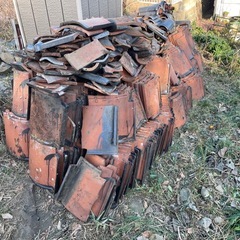 差し上げます　瀬戸瓦　瓦　和型の画像