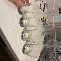 ガラスのコップの画像