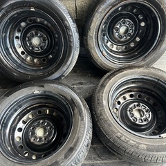 トヨタ195/65R15スチールホイール(タイヤパンク)の画像