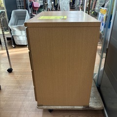 ☆ドリーム荒牧店☆ジモティー割引有☆【クリーニング済み】4段チェストの画像