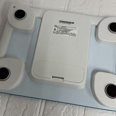 美品 omron 体重体組成計 HBF-235 ブルー オムロン カラダスキャン 内臓脂肪レベル 体脂肪率 札幌市 白石店の画像