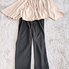 CUI YING セットアップ レディース スーツ ベージュ ブラックの画像