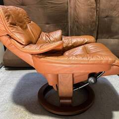 EKORNES エコーネス ストレスレス リクライニングチェア 本革 オットマン付 Used/キレイの画像