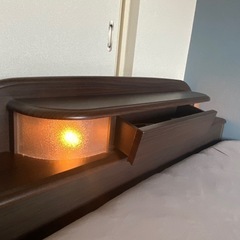 【取引中】セミダブルベッド＋マットレスの画像