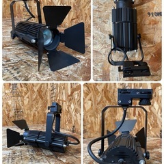 C(7757) スポットライト 6個 ダクトレール用 パンドア付き 照明器具 電気 ライト 業務用 店舗用の画像