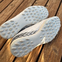 ティゴラ TR-8FS0011　サッカー トレーニングシューズ　25.5cmの画像