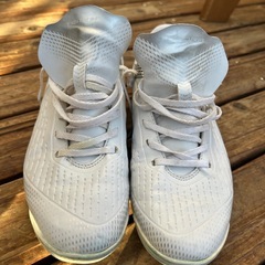 ティゴラ TR-8FS0011　サッカー トレーニングシューズ　25.5cmの画像