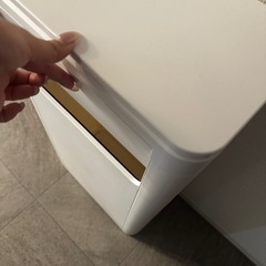 ゴミ箱 白の画像