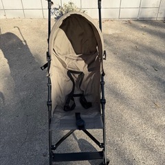 折りたたみ　ベビーカーの画像