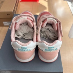 newbalance　スニーカーの画像