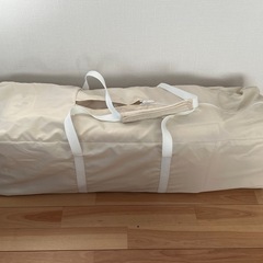 Aprica   折り畳みベビーベッドの画像